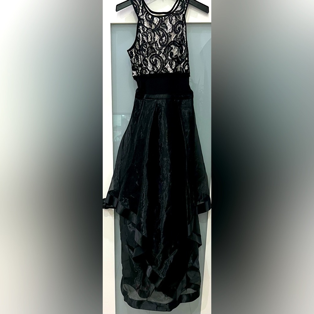 BCX Womens Black and Ivory Sleeveless Maxi Fit + Flare Evening Dress Size: 3